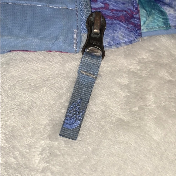 Gently Loved Kids Multicolor Hooded Jacket by The North Face - Picture 6 of 16